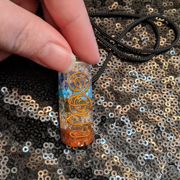 Chakra crystal necklace💎 - Picture 8 of 9